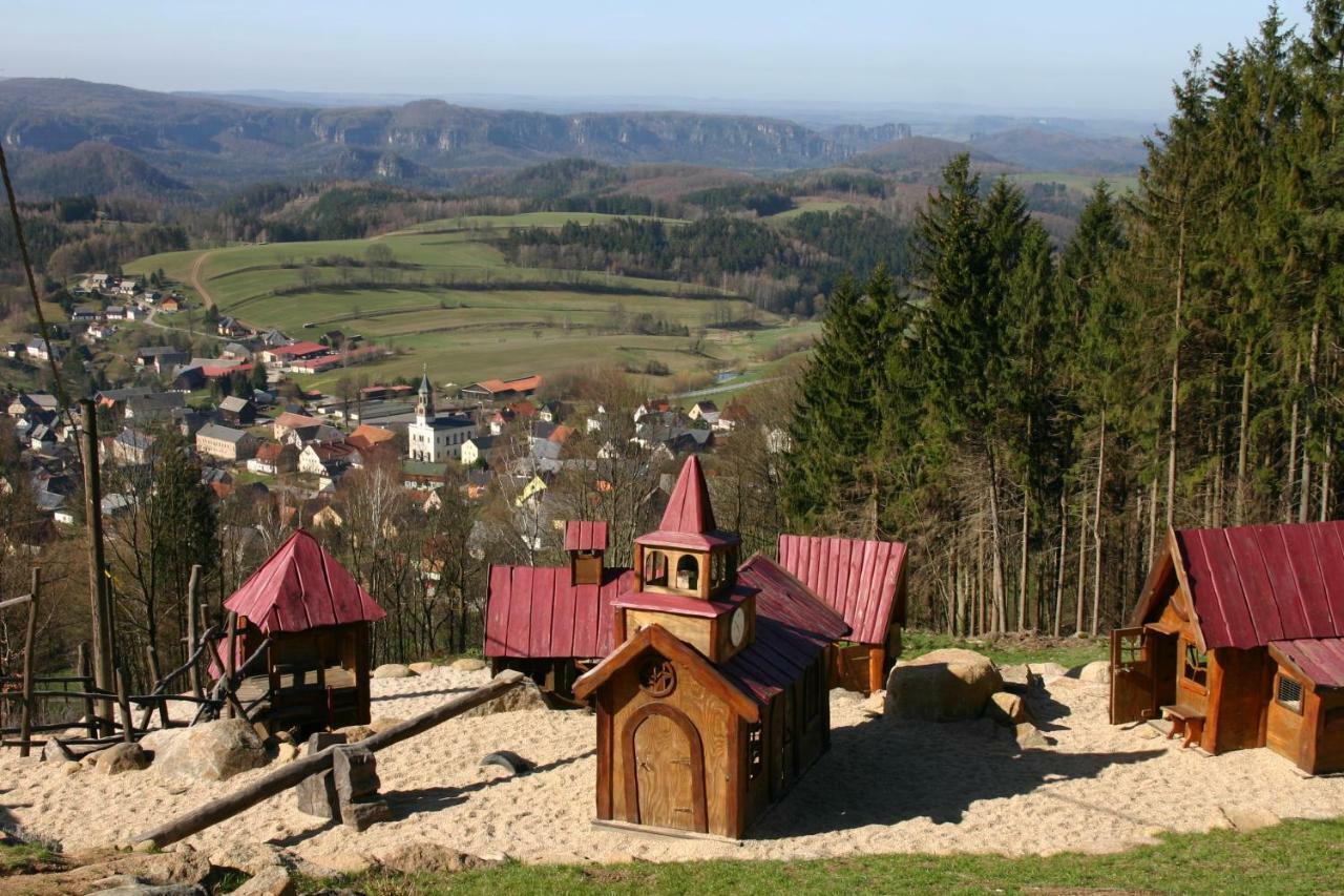 Hotel Wachbergbaude Saupsdorf Exterior foto